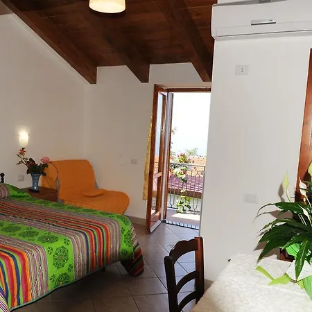 Casale Paradiso Pensjonat 3*