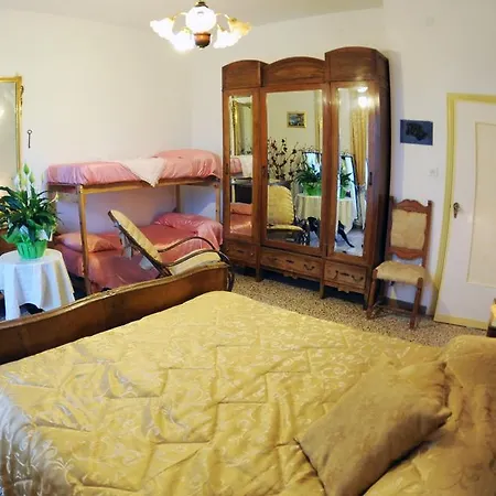 Casale Paradiso 3* أَجيرولا