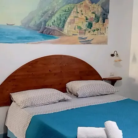 Casale Paradiso ゲストハウス アジェーロラ