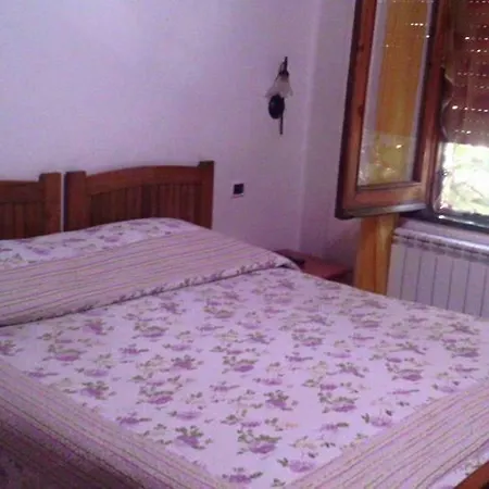 Casale Paradiso ゲストハウス アジェーロラ